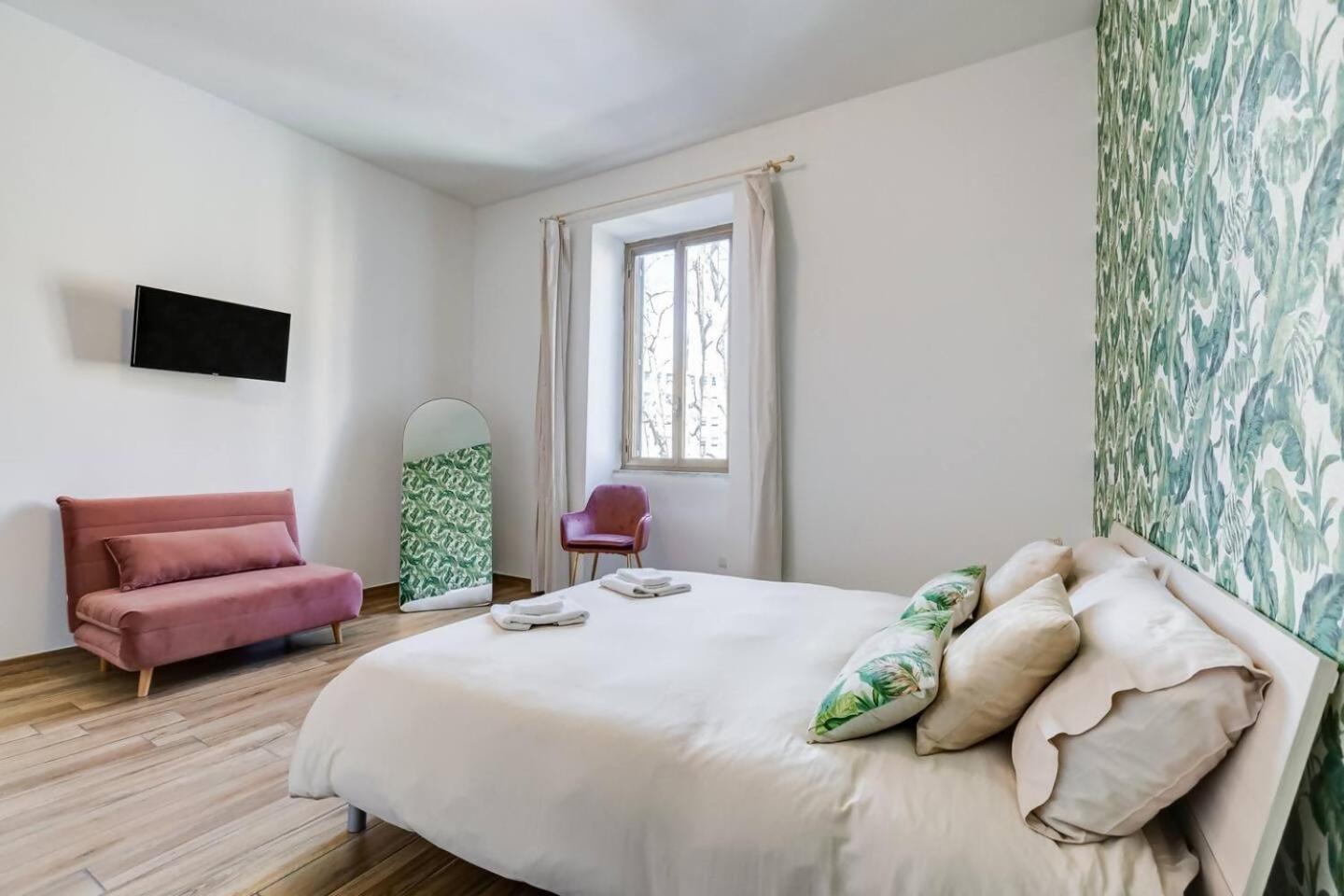 Bright And Spacious 2Bdr Apartment Rome Exterior photo
