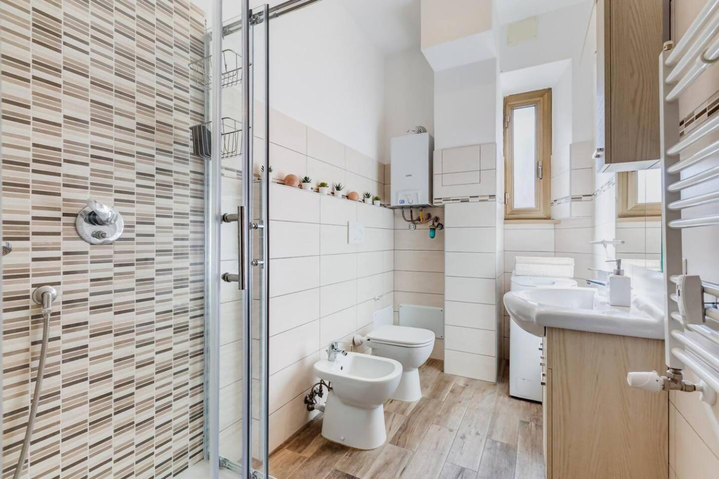 Bright And Spacious 2Bdr Apartment Rome Exterior photo